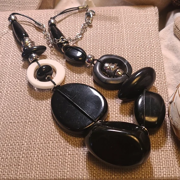 Modern Working Wardrobe by J. Crew, Chico's, WHBM, & Nine West!  11-Items! - Picture 16 of 16